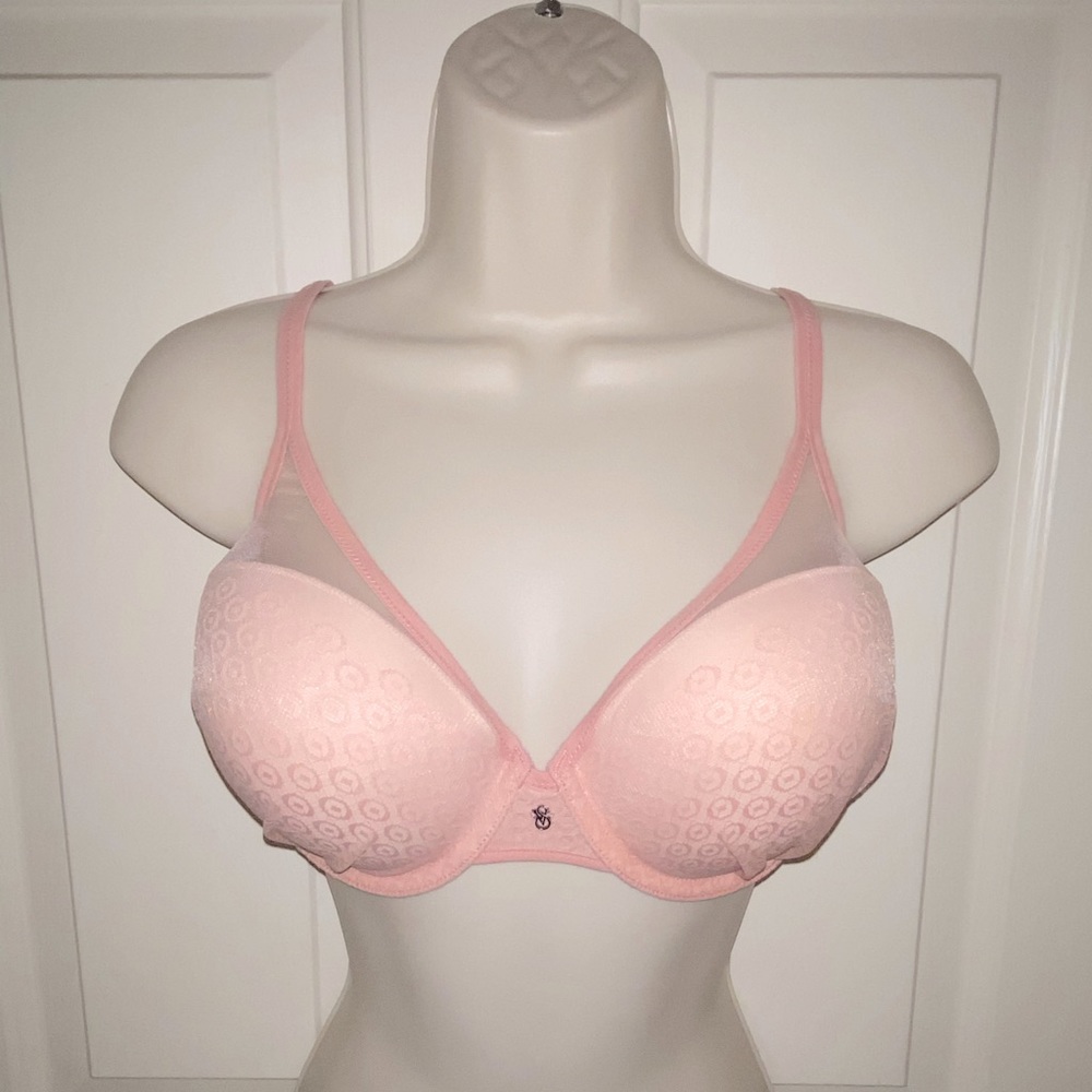 NWT Victoria’s Secret Pink Bra-34DD